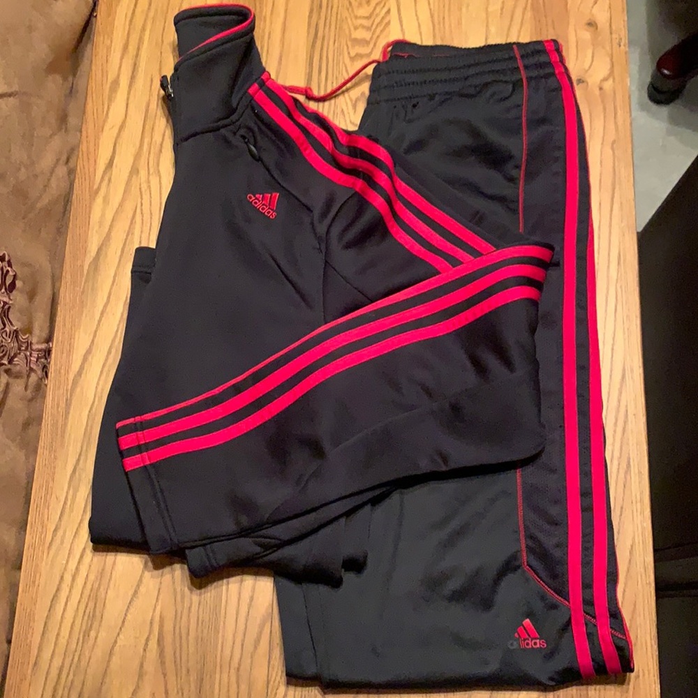 Adidas Climalite  Jogging Set 🔥offers welcomed